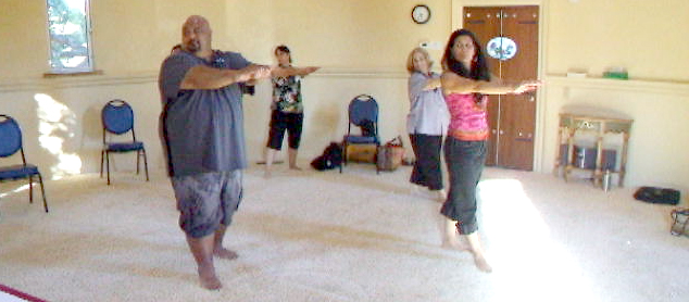 Liko Puha teaching hula at E Ho'omau